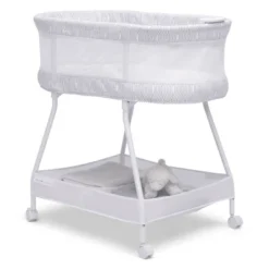 Delta Children Curve Bassinet - White And Gray -Nursery Furniture Store GUEST 331c2e4a a17e 4ccc 9829 eeef4dc2979e