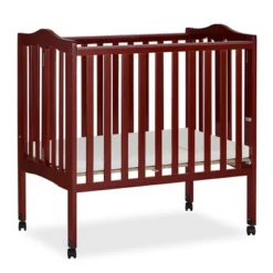 Dream On Me, 2 In 1 Lightweight Folding Portable Crib