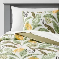 Botanical Print Kids' Duvet Cover Green - Pillowfort™ -Nursery Furniture Store GUEST dbc32c93 80be 480d 9ee9 3c7d63afb673