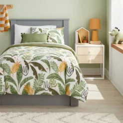 Botanical Print Kids' Duvet Cover Green - Pillowfort™